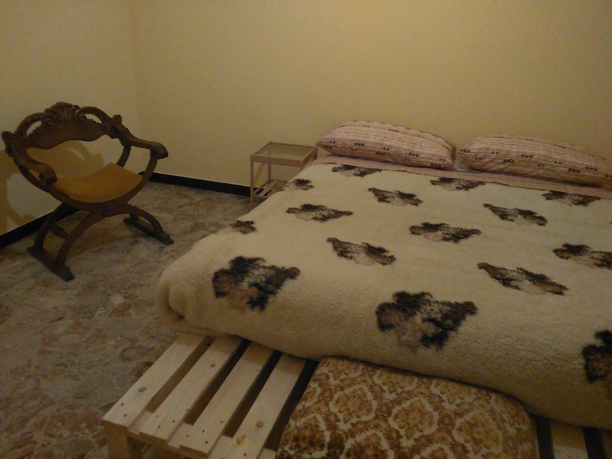 Casa Aromi Ed Arte Vendégház Asti Kültér fotó