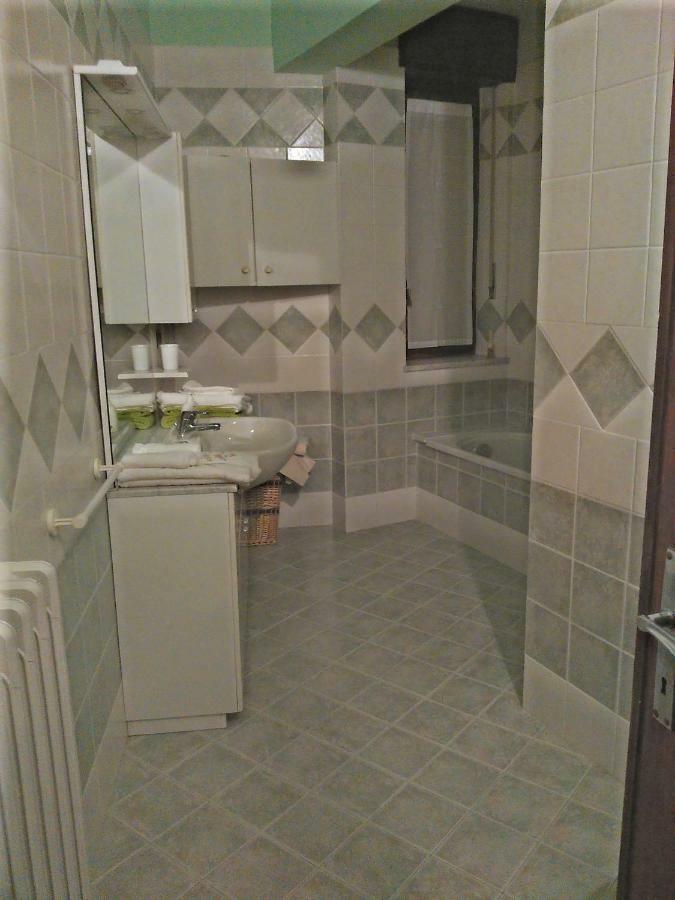 Casa Aromi Ed Arte Vendégház Asti Kültér fotó