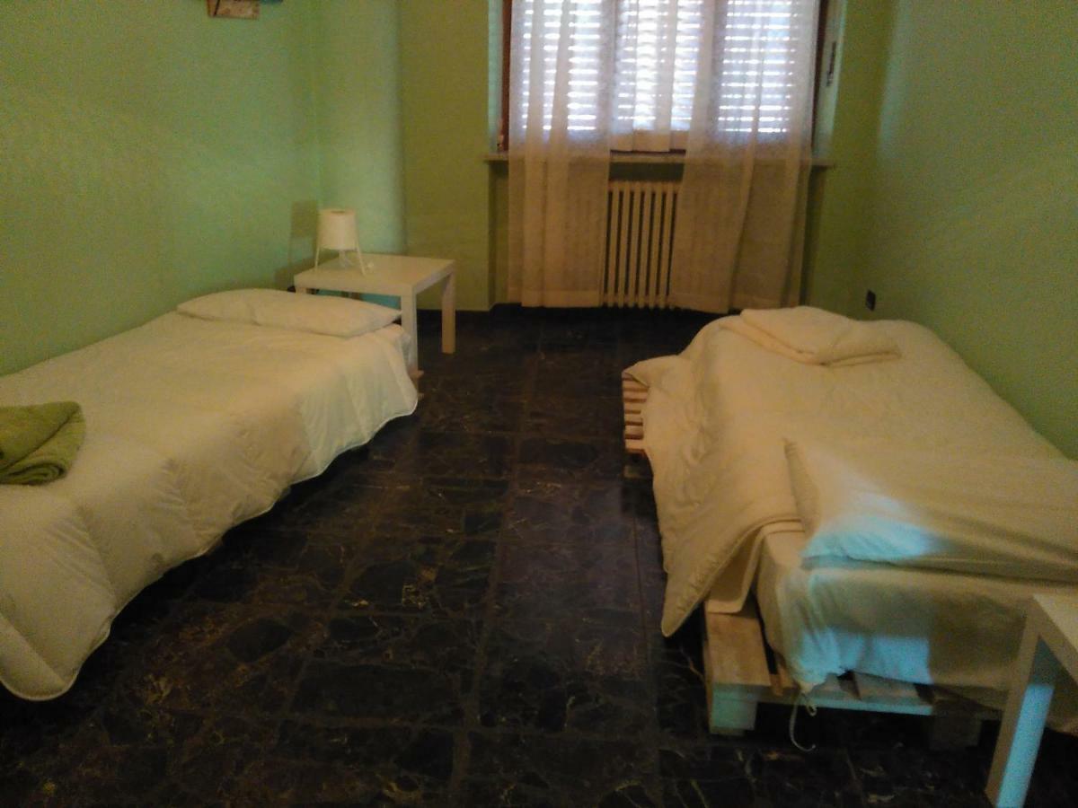 Casa Aromi Ed Arte Vendégház Asti Kültér fotó