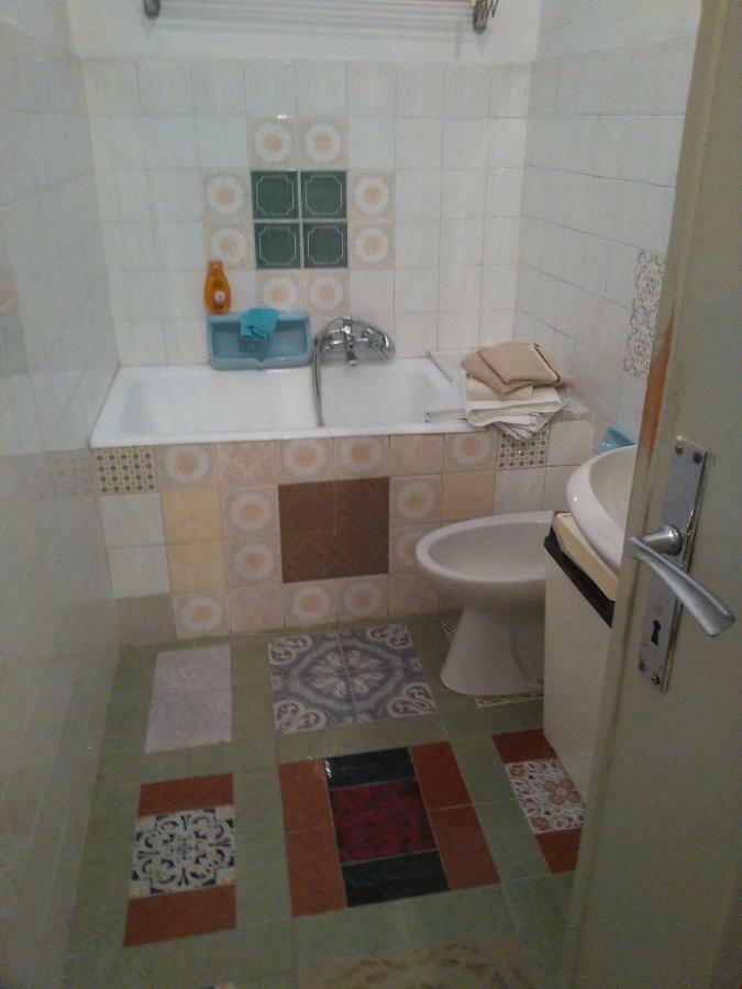 Casa Aromi Ed Arte Vendégház Asti Kültér fotó