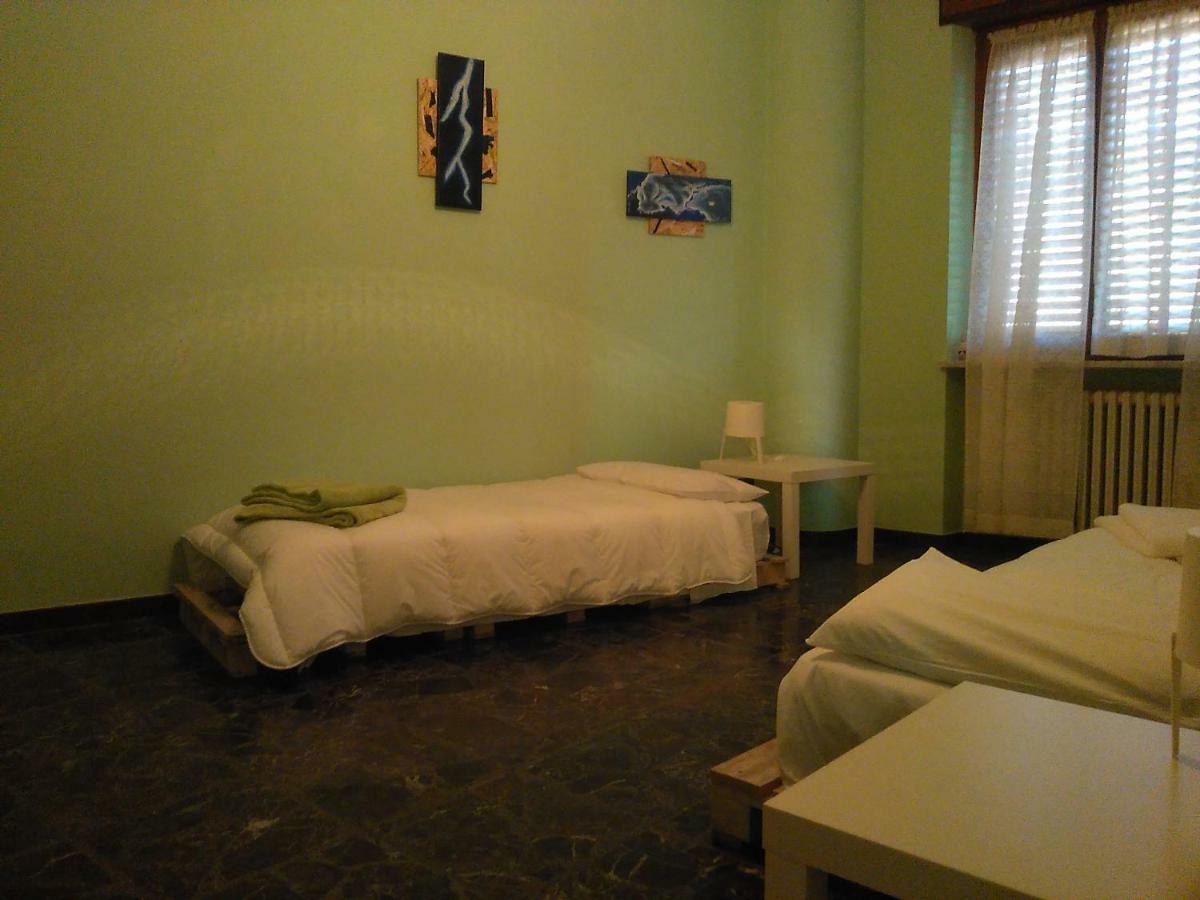 Casa Aromi Ed Arte Vendégház Asti Kültér fotó