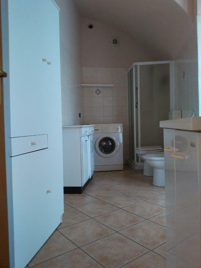 Casa Aromi Ed Arte Vendégház Asti Kültér fotó