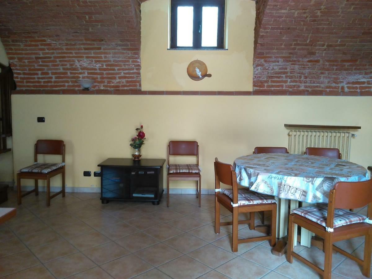 Casa Aromi Ed Arte Vendégház Asti Kültér fotó